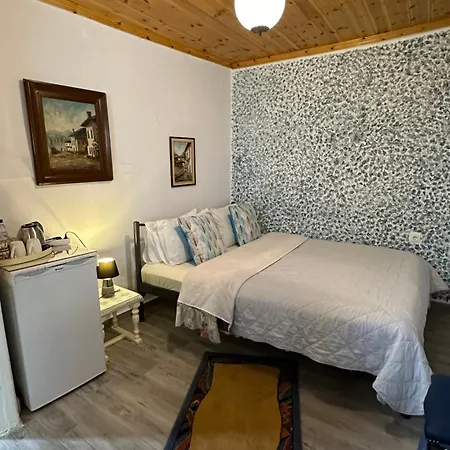 Old Town Traditional Kavala