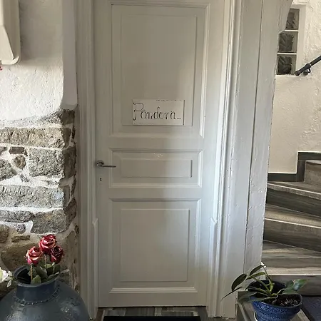 Old Town Traditional بيت ضيافة كافالا