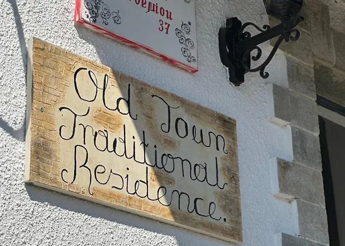Old Town Traditional Гостевой дом
