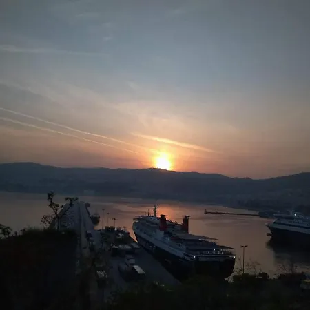 Old Town Traditional 4*