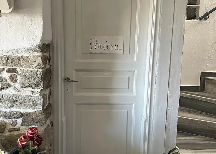 Old Town Traditional Vendégház Kavála